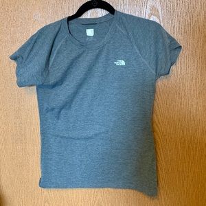 The North Face Vapor Wick t-shirt grey